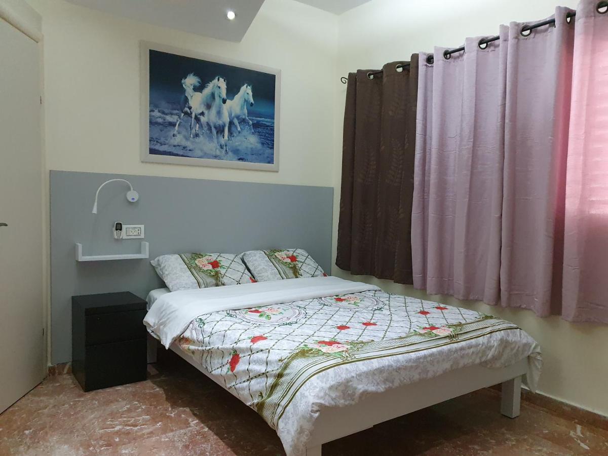 Ezore Yam Apartmens - Elmali'Akh St. 4 Bat Yam Extérieur photo