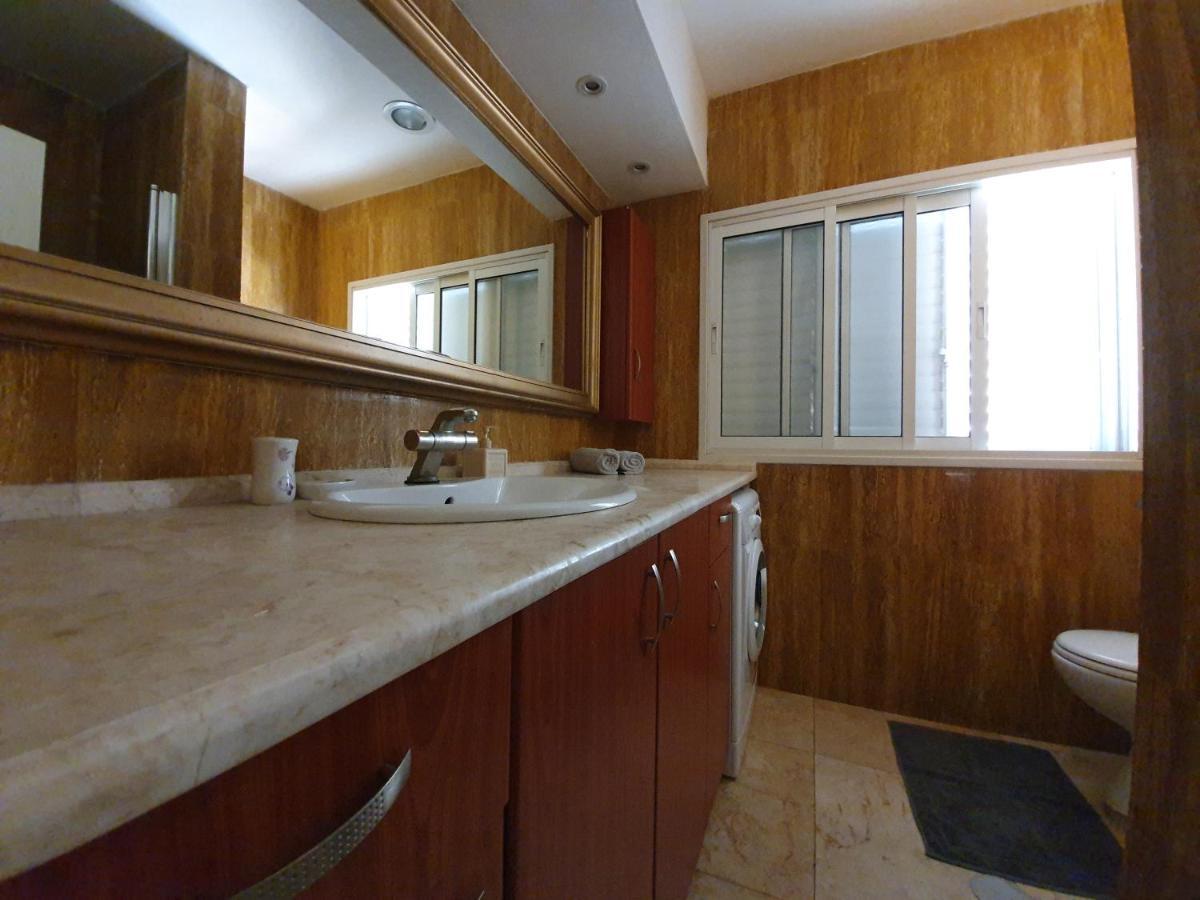 Ezore Yam Apartmens - Elmali'Akh St. 4 Bat Yam Extérieur photo